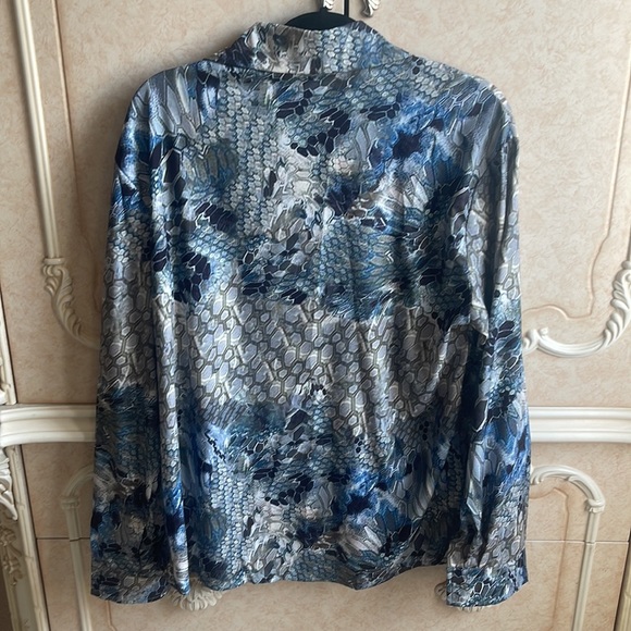 Party Shirt - Picture 7 of 7